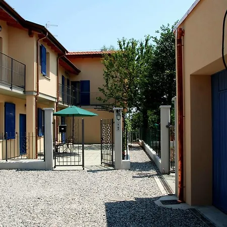 فندق مبيت وإفطار La Casa Di Trizzi